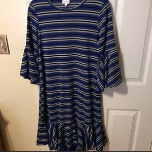 LuLaRoe Maureen Medium